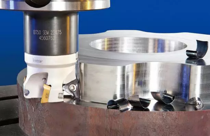 OTT-JAKAB近年來由于刀具材料、刀柄結構以及涂層技術等領域的長足進步。數控刀具獲得了交飛猛進的發(fā)展。高速切削、干式切削等一些高效環(huán)保的數控切削技術被越來越廣泛地應用在機械制造領域。