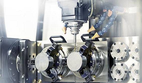 SCHUNK刀具夾持系統對機加工行業產生了前所未有的革命性影響。?模塊化夾持系統借鑒其優勢，它的作用遠不止于一個參考基準，還提供了包括定位、夾持以及接口通用等功能。這種夾持原理如今被認為是提高生產效率的最有效的方法之一，廣泛適用于從小型零件到大型零件，從粗加工到裝配應用的各種工藝。作為這一技術的先驅以及夾持技術和抓取系統的領導者，SCHUNK始終致力于開發新的應用領域，并在它的模塊化系統中新增了適用于直接夾持工件以及微小型零件的專業標準模塊。