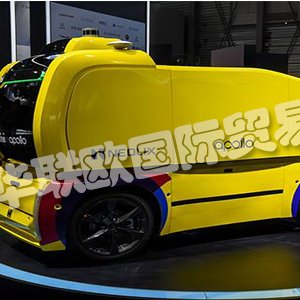 SmartFactoryJapan2019追加智能物流設備專區，擴大工廠自動化并吸引物流業。圖為發那科對外賓展示其物聯網體系技術