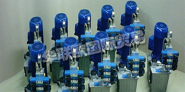 德國B&B HYDRAULIK-TECHNIK主要產品：B&B HYDRAULIK-TECHNIK閥門等。B&B HYDRAULIK-TECHNIK GmbH由Helitut Brocke和HenningB?hr于1983年在Witten-Herbede成立。目的是銷售用于骨料結構的液壓元件和液壓附件。在短時間內，對完整的Hydraulilk系統(tǒng)的需求變得非常大，以至于他們的生產開始了。